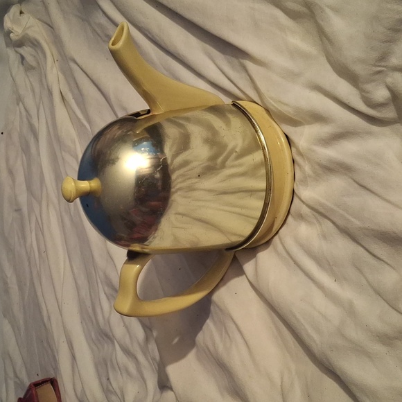 Vintage Hall Teapot with Metal Cozy - Picture 1 of 4